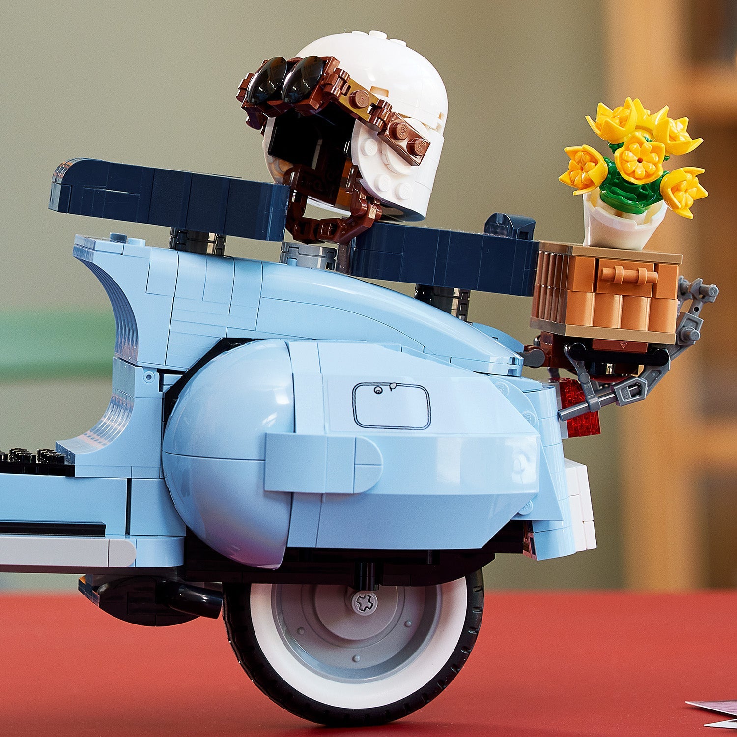 10298 LEGO® Vespa 125