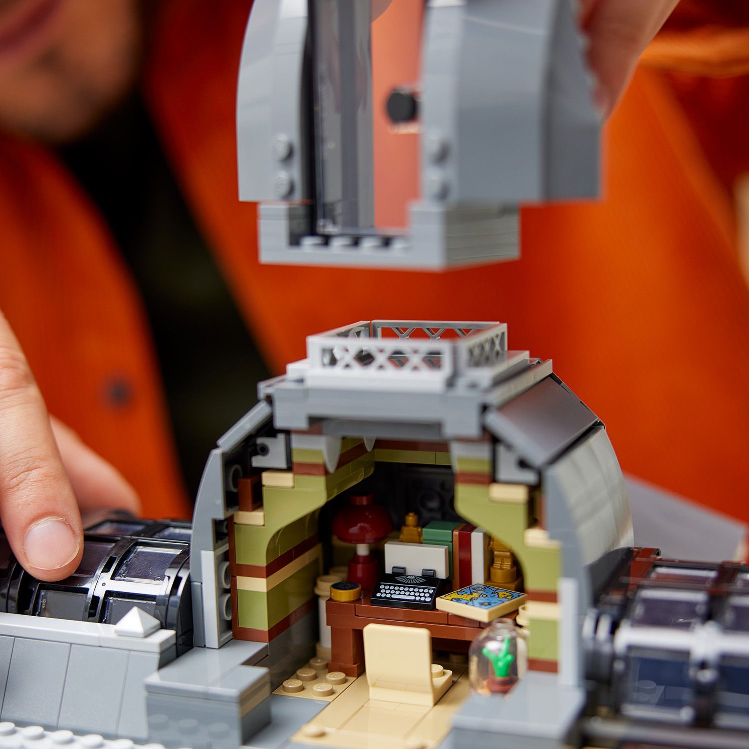 10326 Natural History Museum