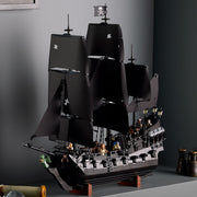 10365 Captain Jack Sparrow's Pirate Ship