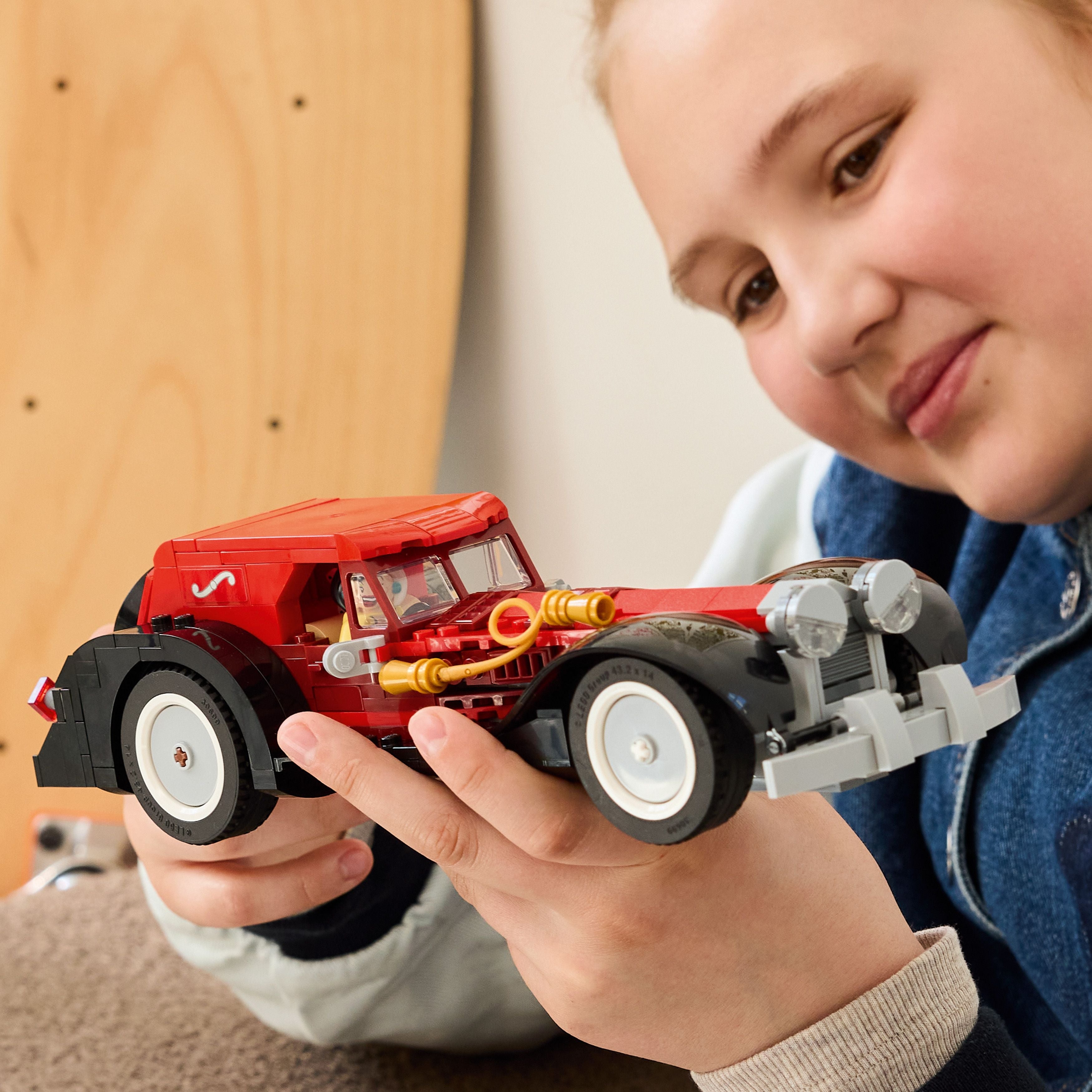 43277 Cruella De Vil's Car